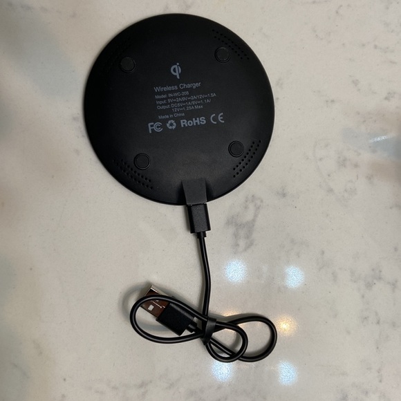 LG Original Power Bundle Kit Fast Wireless Slim Charging Pad 10w Qi Enabled - Picture 2 of 2